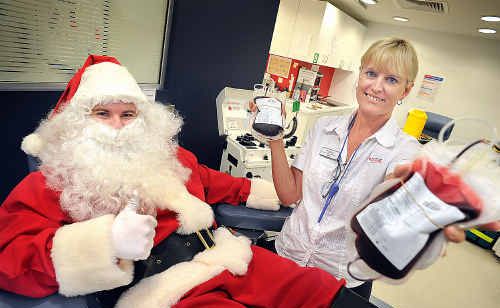 Santa (Nathan Sullivan) and registered nurse Andrea Buenen are calling for more donors. Santa (Nathan Sullivan) and registered nurse Andrea Buenen are calling for more donors.
